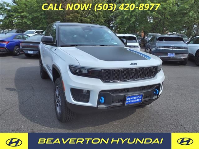 2022 Jeep Grand Cherokee 4xe Trailhawk