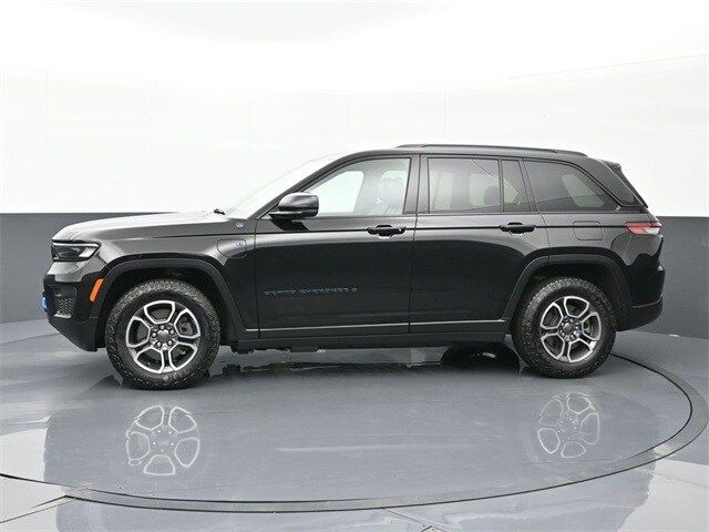 2022 Jeep Grand Cherokee 4xe Trailhawk