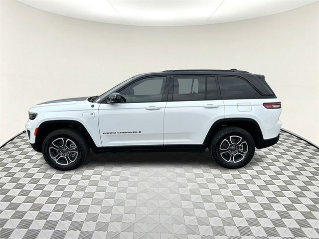 2022 Jeep Grand Cherokee 4xe Trailhawk