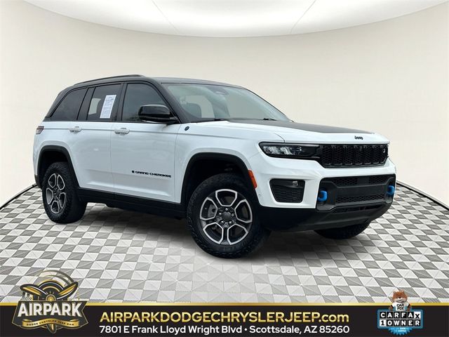 2022 Jeep Grand Cherokee 4xe Trailhawk