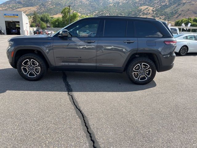 2022 Jeep Grand Cherokee 4xe Trailhawk