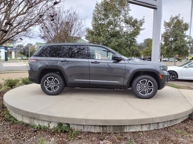 2022 Jeep Grand Cherokee 4xe Trailhawk