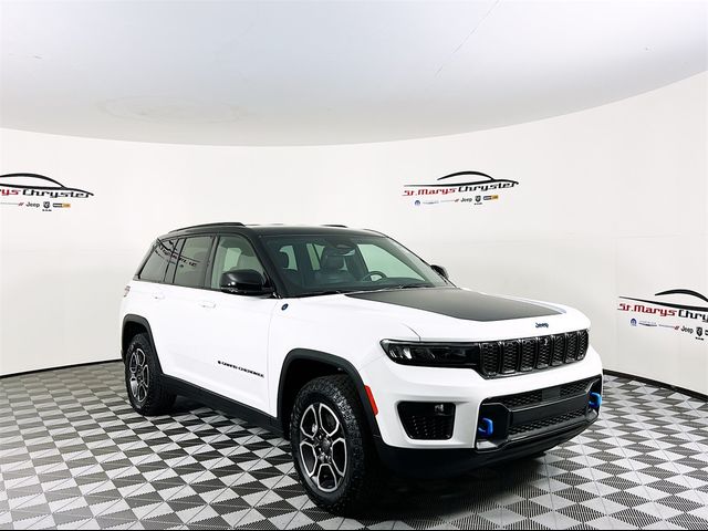 2022 Jeep Grand Cherokee 4xe Trailhawk