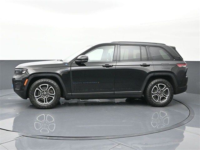 2022 Jeep Grand Cherokee 4xe Trailhawk