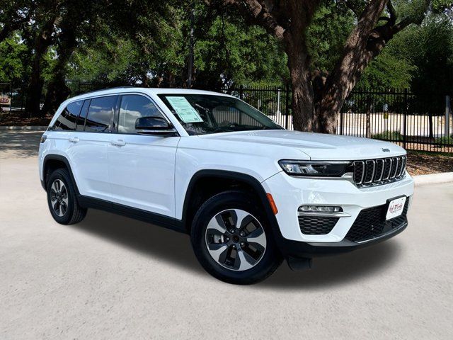 2022 Jeep Grand Cherokee 4xe Base