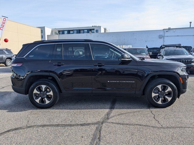 2022 Jeep Grand Cherokee 4xe Base