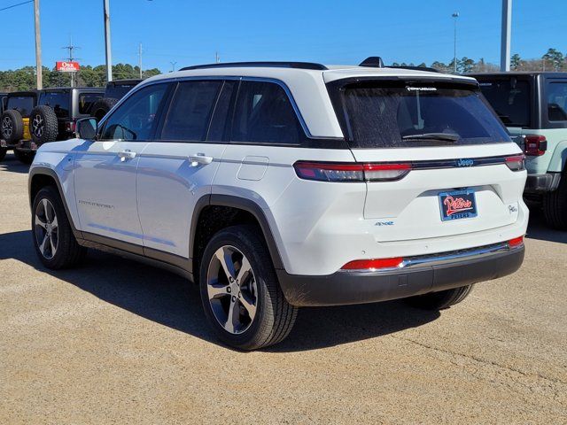 2022 Jeep Grand Cherokee 4xe Base