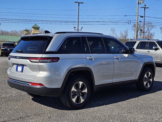 2022 Jeep Grand Cherokee 4xe Base