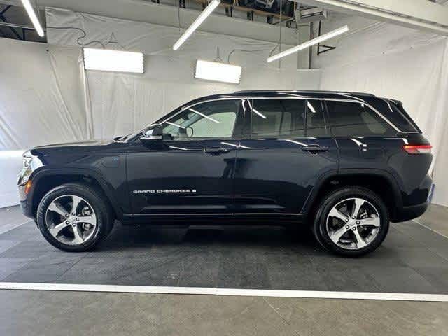 2022 Jeep Grand Cherokee 4xe Base