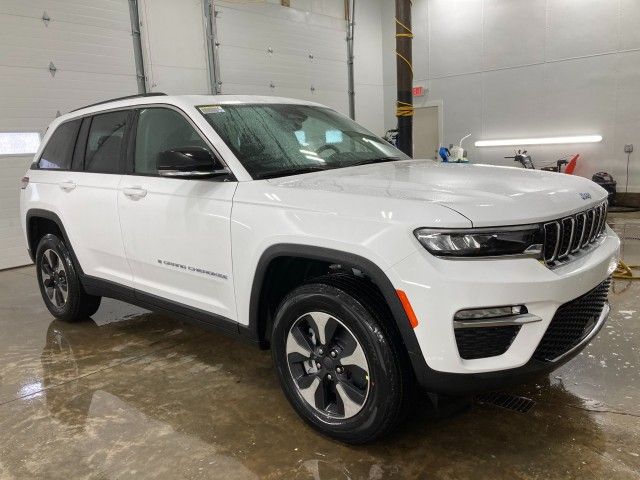 2022 Jeep Grand Cherokee 4xe Base