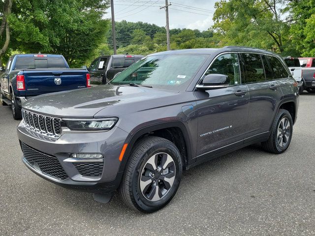 2022 Jeep Grand Cherokee 4xe Base