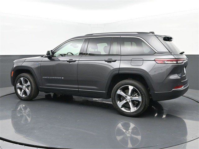 2022 Jeep Grand Cherokee 4xe Base