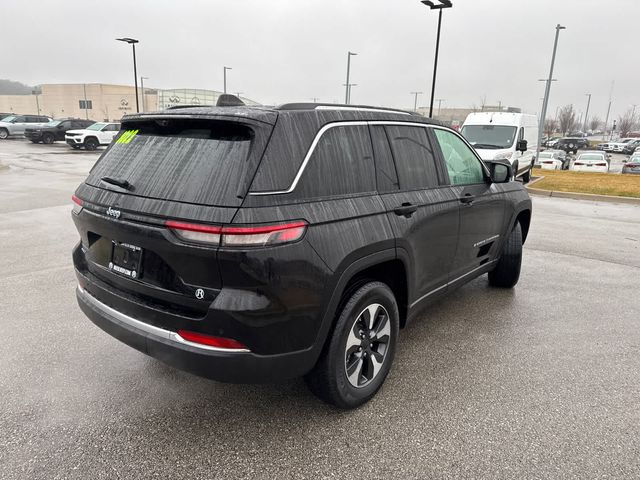 2022 Jeep Grand Cherokee 4xe Base