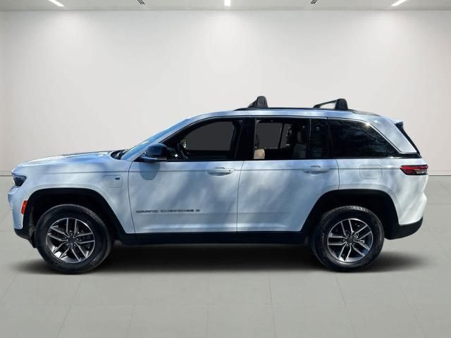 2022 Jeep Grand Cherokee 4xe Base