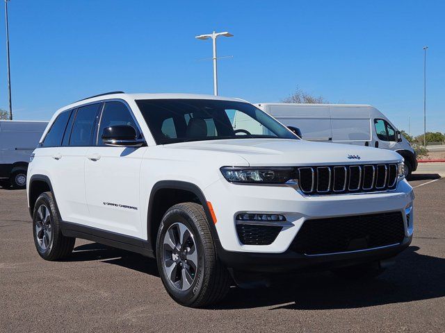 2022 Jeep Grand Cherokee 4xe Base