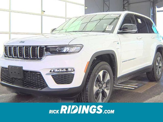 2022 Jeep Grand Cherokee 4xe Base