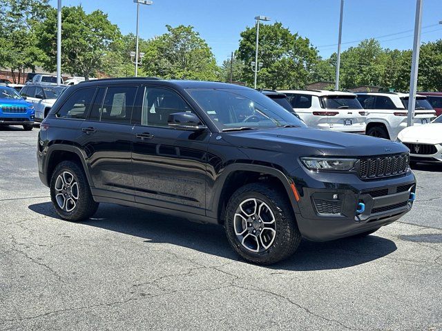 2022 Jeep Grand Cherokee 4xe Trailhawk