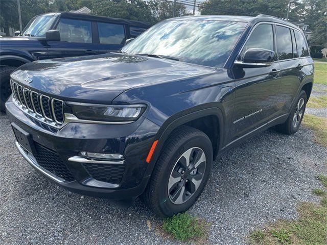 2022 Jeep Grand Cherokee 4xe Base