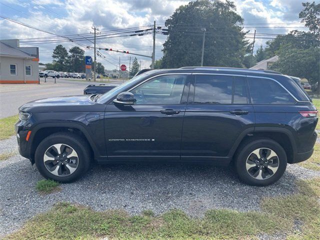 2022 Jeep Grand Cherokee 4xe Base