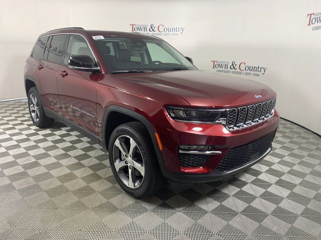 2022 Jeep Grand Cherokee 4xe Base