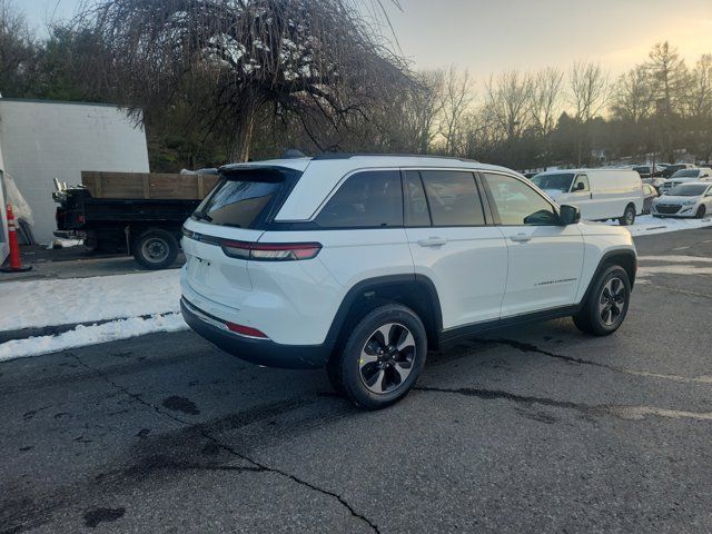 2022 Jeep Grand Cherokee 4xe Base