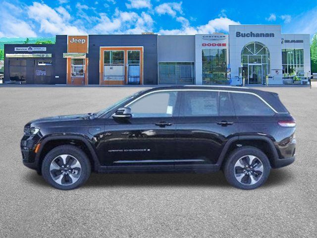 2022 Jeep Grand Cherokee 4xe Base