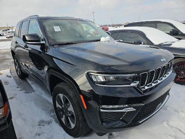 2022 Jeep Grand Cherokee 4xe Base