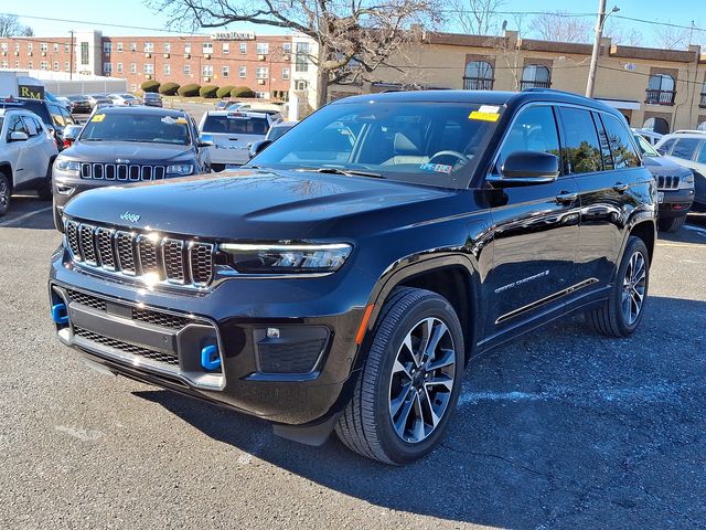 2022 Jeep Grand Cherokee 4xe Overland