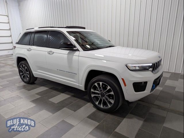 2022 Jeep Grand Cherokee 4xe Overland
