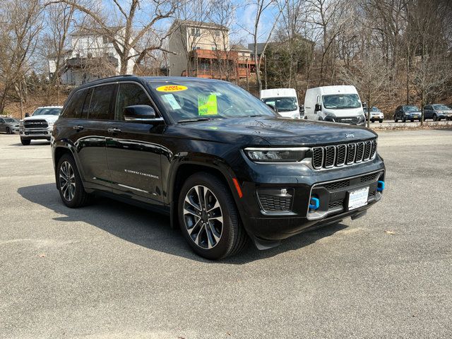 2022 Jeep Grand Cherokee 4xe Overland