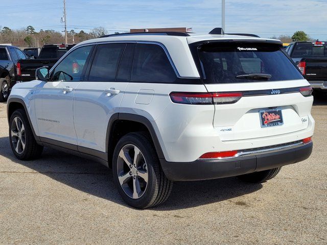 2022 Jeep Grand Cherokee 4xe Overland