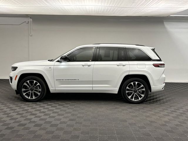 2022 Jeep Grand Cherokee 4xe Overland