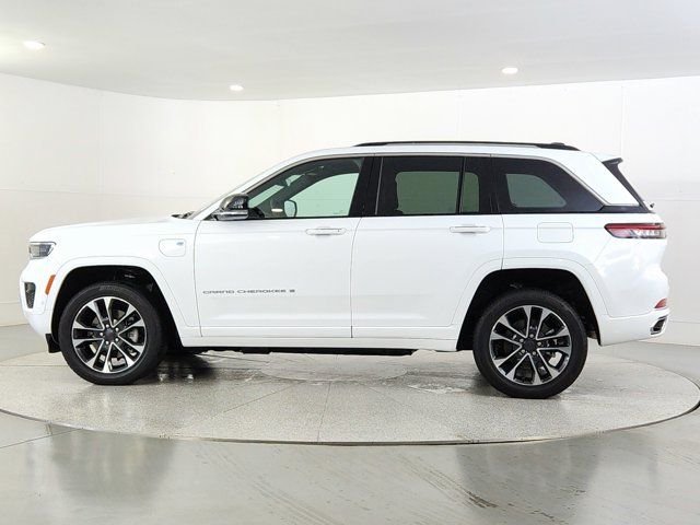 2022 Jeep Grand Cherokee 4xe Overland