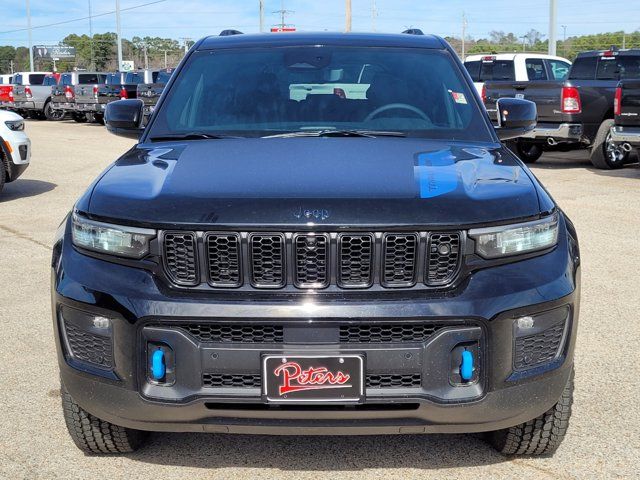 2022 Jeep Grand Cherokee 4xe Trailhawk