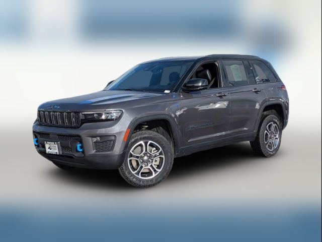 2022 Jeep Grand Cherokee 4xe Trailhawk