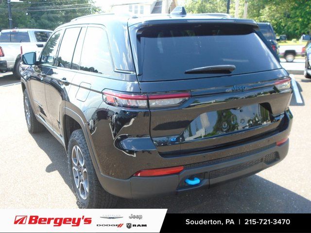 2022 Jeep Grand Cherokee 4xe Trailhawk