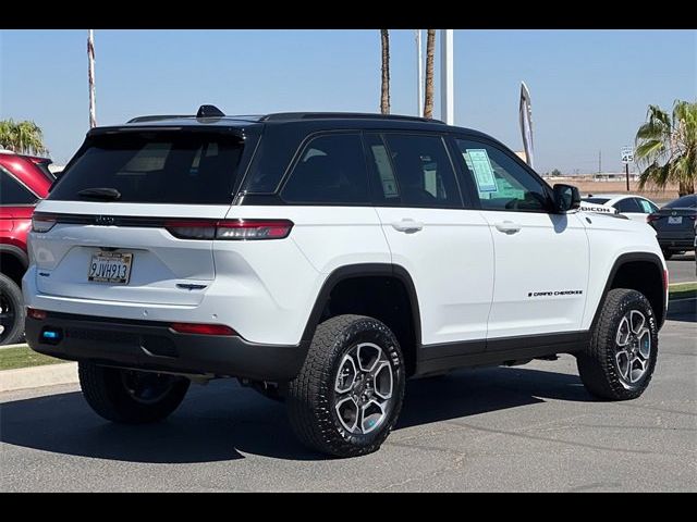 2022 Jeep Grand Cherokee 4xe Trailhawk