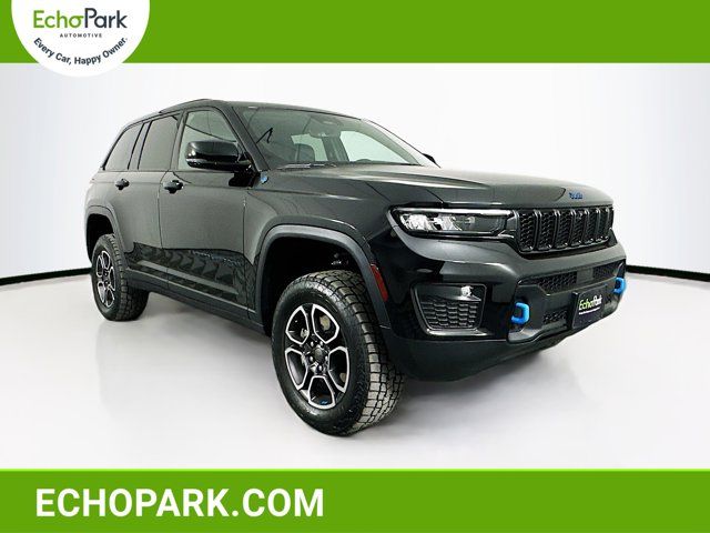 2022 Jeep Grand Cherokee 4xe Trailhawk