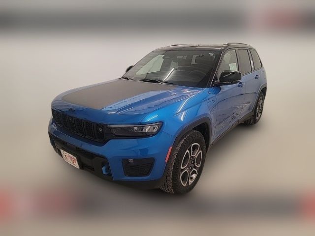 2022 Jeep Grand Cherokee 4xe Trailhawk