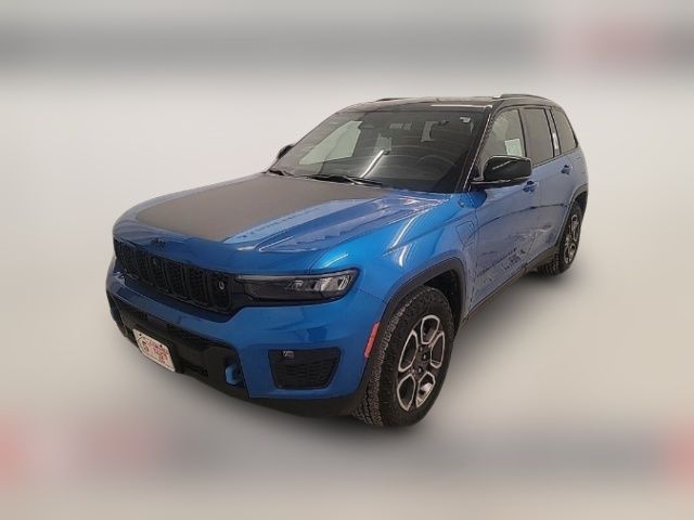 2022 Jeep Grand Cherokee 4xe Trailhawk