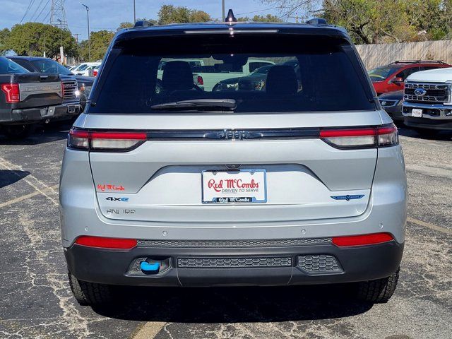 2022 Jeep Grand Cherokee 4xe Trailhawk