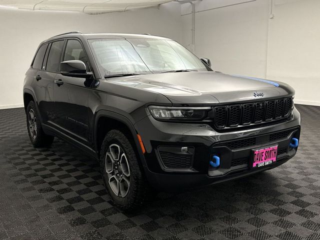 2022 Jeep Grand Cherokee 4xe Trailhawk