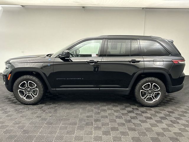 2022 Jeep Grand Cherokee 4xe Trailhawk