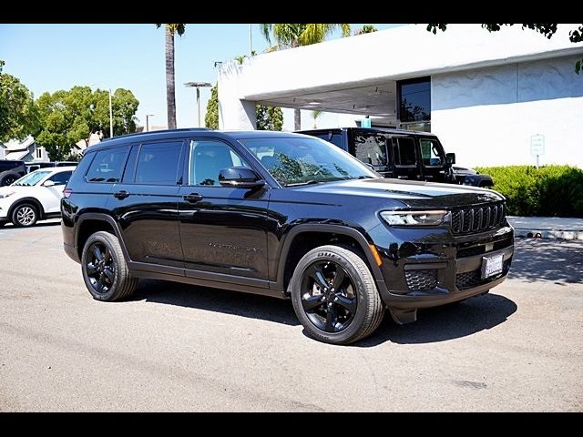 2022 Jeep Grand Cherokee L Altitude