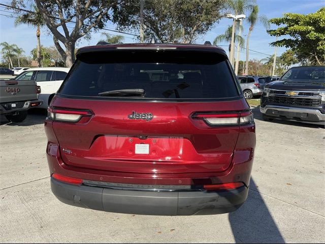 2022 Jeep Grand Cherokee L Altitude