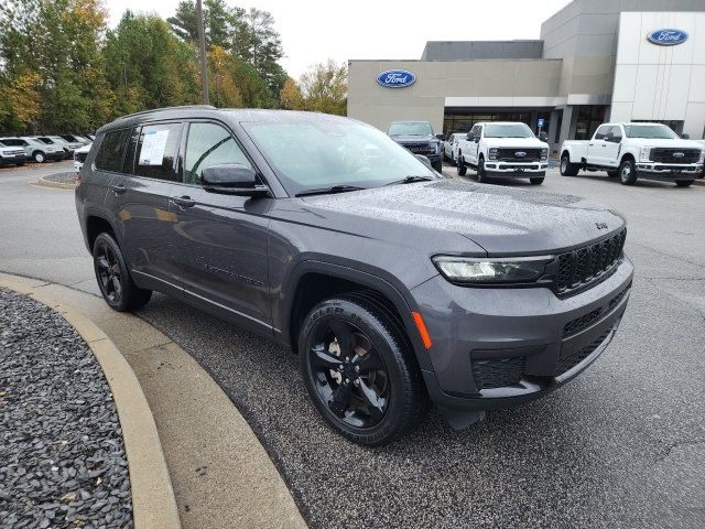 2022 Jeep Grand Cherokee L Altitude