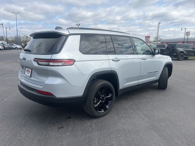 2022 Jeep Grand Cherokee L Altitude