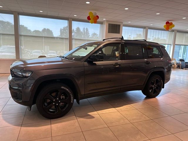 2022 Jeep Grand Cherokee L Altitude