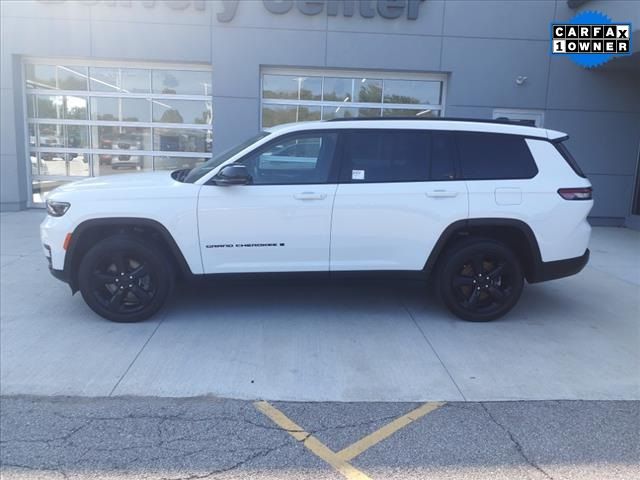 2022 Jeep Grand Cherokee L Altitude