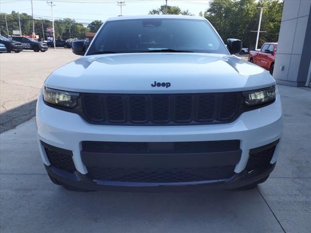 2022 Jeep Grand Cherokee L Altitude